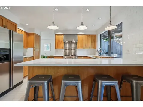 1405 Sw Upland Drive Portland OR 97221