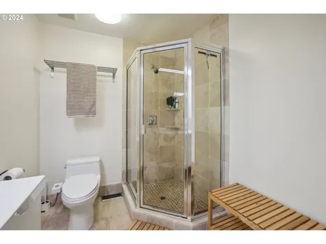 1405 Sw Upland Drive Portland OR 97221