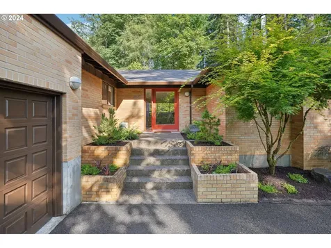 1405 Sw Upland Drive Portland OR 97221