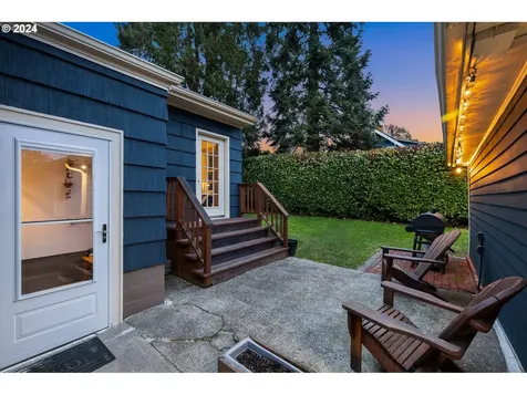 4046 NE 16th Avenue Portland OR 97212