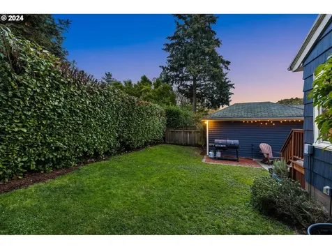 4046 NE 16th Avenue Portland OR 97212