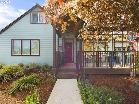336 Ne 13th Street Mcminnville OR 97128