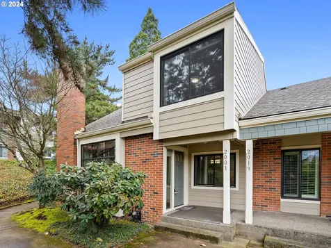 2001 Bonniebrae Drive Lake Oswego OR 97034