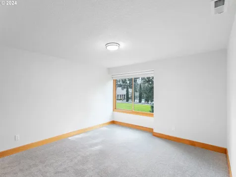 2001 Bonniebrae Drive Lake Oswego OR 97034