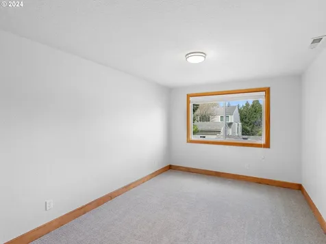 2001 Bonniebrae Drive Lake Oswego OR 97034