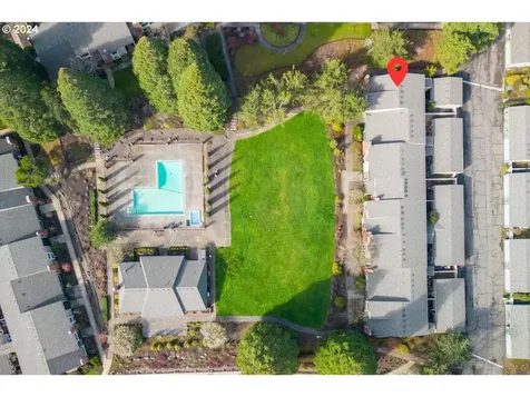 2001 Bonniebrae Drive Lake Oswego OR 97034