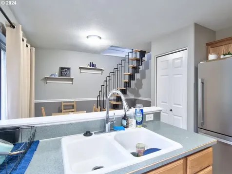 309 W Sherman Street Newberg OR 97132