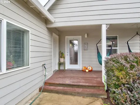 309 W Sherman Street Newberg OR 97132