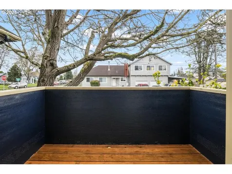 2215 8th Street Tillamook OR 97141