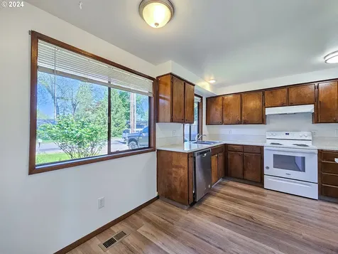 16320 Sw Vincent Street Beaverton OR 97078