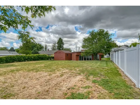 715 SW 28th Street Pendleton OR 97801