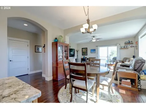 3125 E 13th Street The Dalles OR 97058