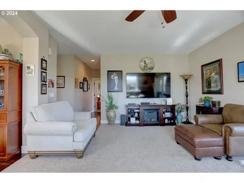 3125 E 13th Street The Dalles OR 97058