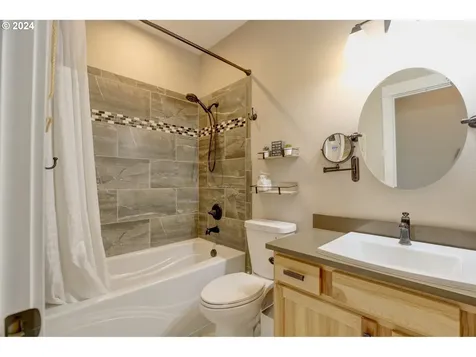 3125 E 13th Street The Dalles OR 97058