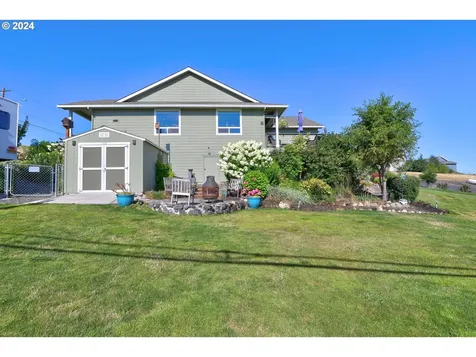 3125 E 13th Street The Dalles OR 97058
