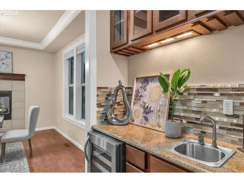 6842 NE Willowgrove Street Hillsboro OR 97124