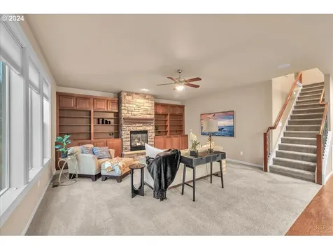 6842 NE Willowgrove Street Hillsboro OR 97124