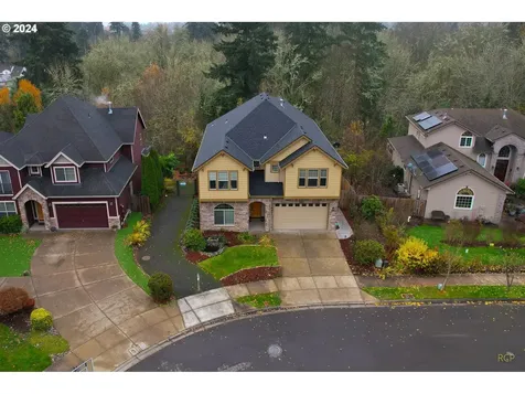 6842 NE Willowgrove Street Hillsboro OR 97124