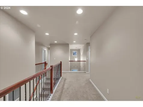 6842 NE Willowgrove Street Hillsboro OR 97124