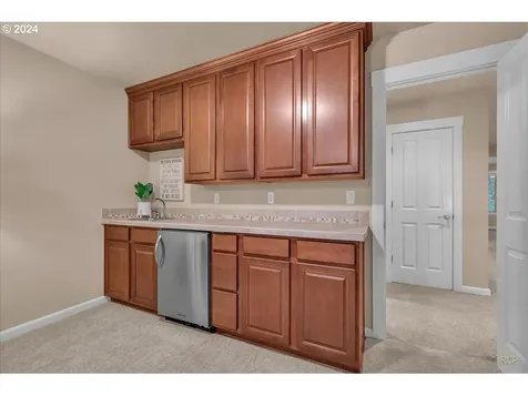 6842 NE Willowgrove Street Hillsboro OR 97124