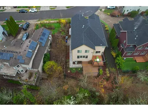 6842 NE Willowgrove Street Hillsboro OR 97124