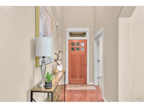 6842 NE Willowgrove Street Hillsboro OR 97124