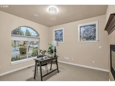 6842 NE Willowgrove Street Hillsboro OR 97124