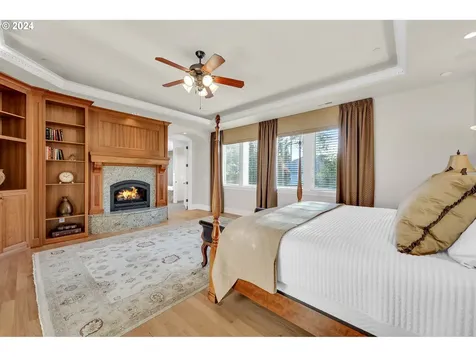912 Se 201st Court Camas WA 98607