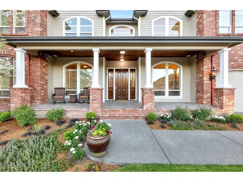 912 Se 201st Court Camas WA 98607