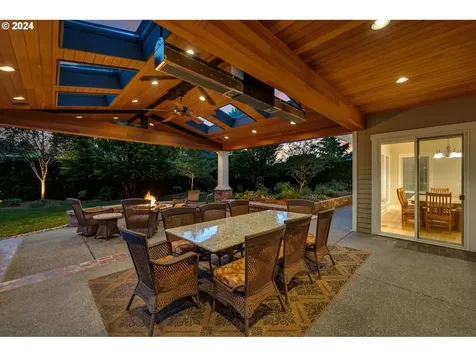 912 Se 201st Court Camas WA 98607