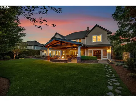 912 Se 201st Court Camas WA 98607