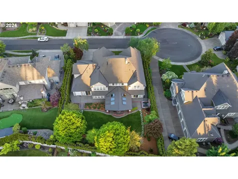 912 Se 201st Court Camas WA 98607