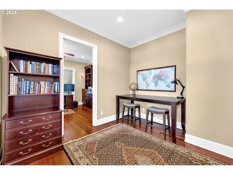912 Se 201st Court Camas WA 98607
