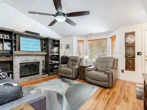 17608 Se 22nd Way Vancouver WA 98683