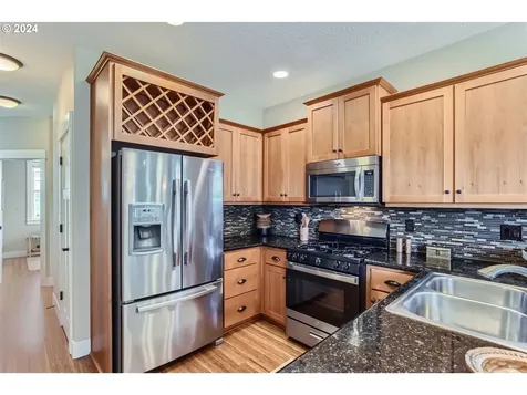 2750 NE Rodney Avenue Portland OR 97212