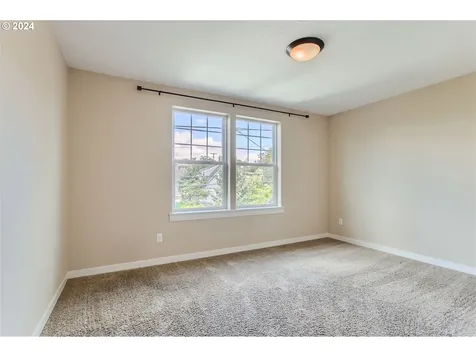 2750 NE Rodney Avenue Portland OR 97212