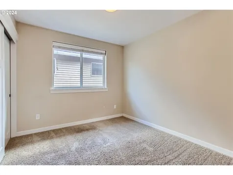2750 NE Rodney Avenue Portland OR 97212