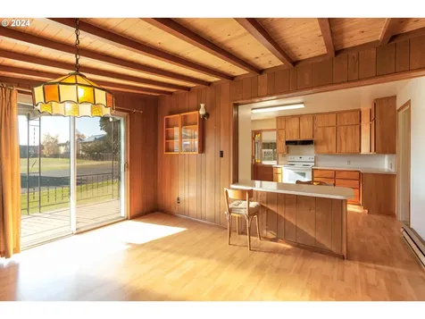 3643 Lois Drive Hood River OR 97031