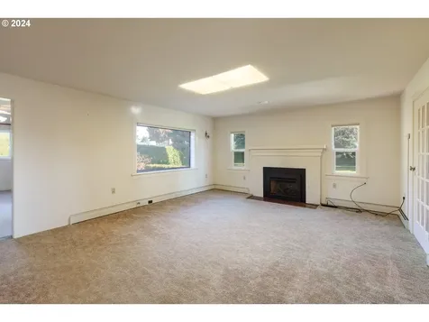 3643 Lois Drive Hood River OR 97031