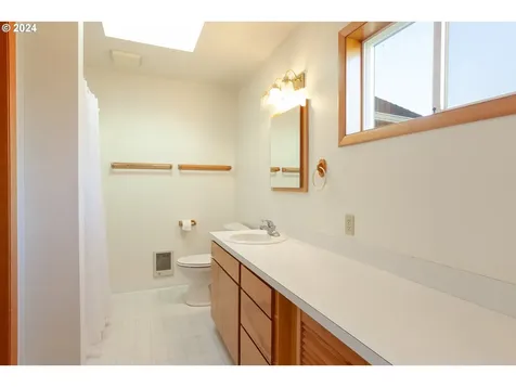 3643 Lois Drive Hood River OR 97031