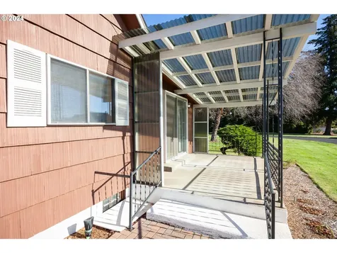 3643 Lois Drive Hood River OR 97031