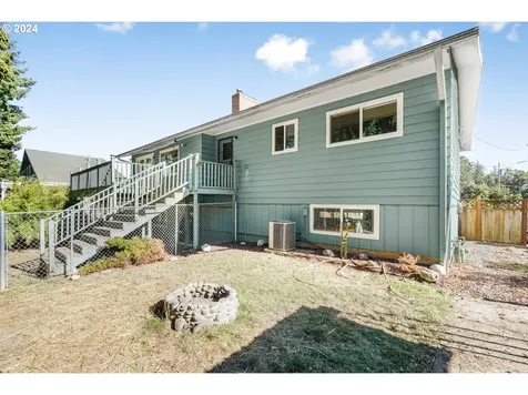 1120 Lafayette Avenue Oregon City OR 97045