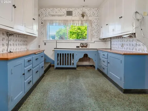 1002 Se 53rd Avenue Portland OR 97215