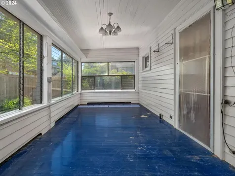 1002 Se 53rd Avenue Portland OR 97215