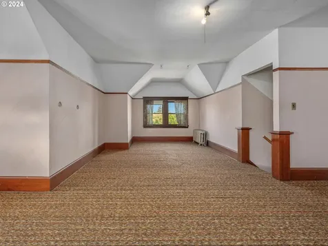 1002 Se 53rd Avenue Portland OR 97215