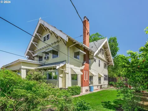 1002 Se 53rd Avenue Portland OR 97215
