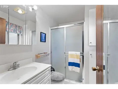 4215 Se 112th Avenue Portland OR 97266
