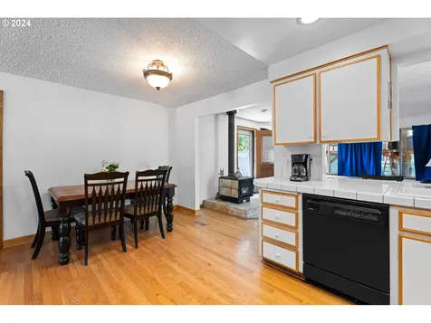 4215 Se 112th Avenue Portland OR 97266