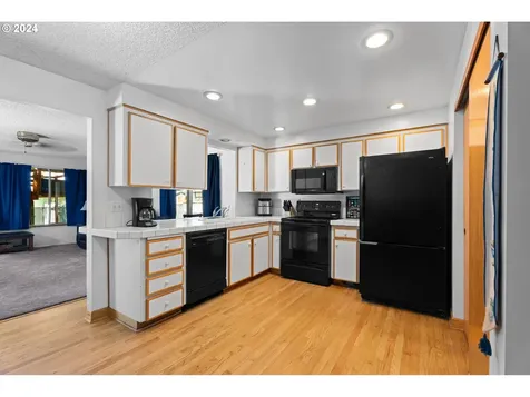 4215 Se 112th Avenue Portland OR 97266