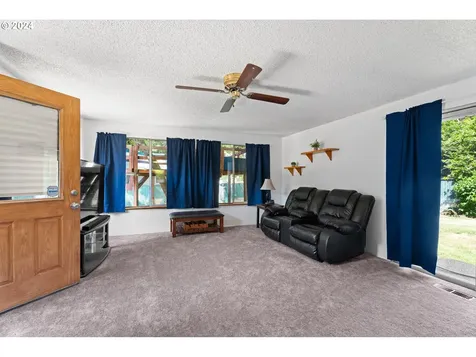 4215 Se 112th Avenue Portland OR 97266